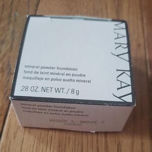 Mary Kay Mineral Powder Foundation Bronze 3
